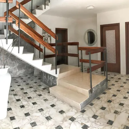 Βίλα Luxury In With Pool Ranco