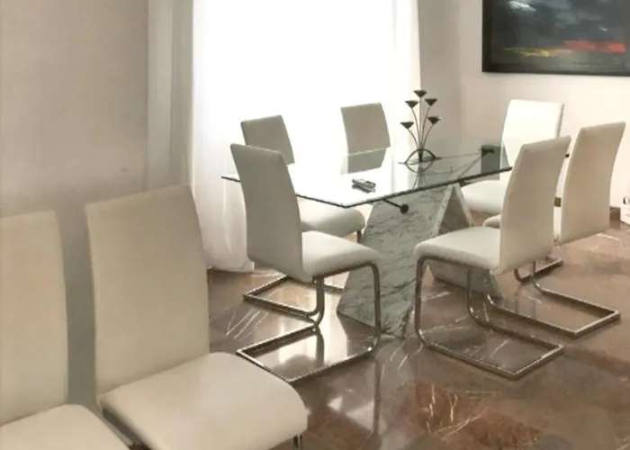 Luxury In With Pool Βίλα *