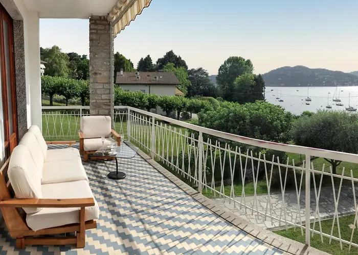 Luxury In With Pool Βίλα